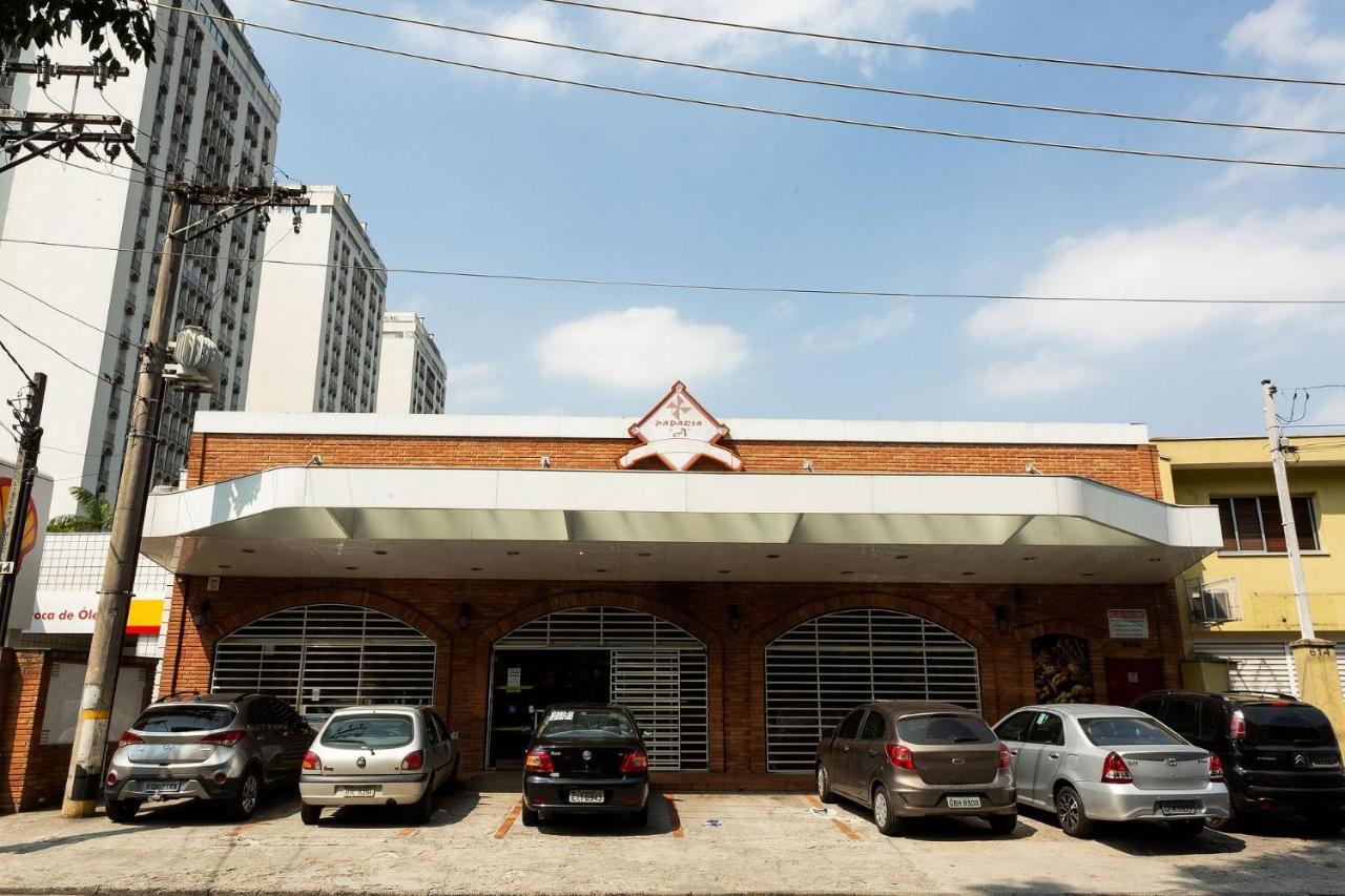 公寓 Com Quintal Em Alto De Pinheiros 圣保罗